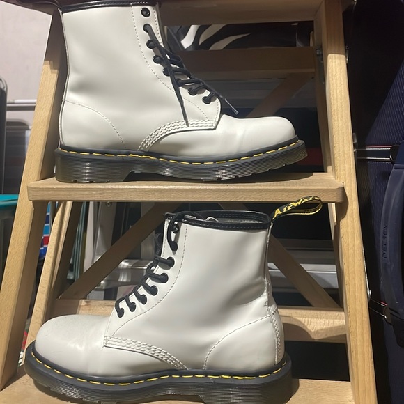 White Doc Marten leather boots - Picture 1 of 1